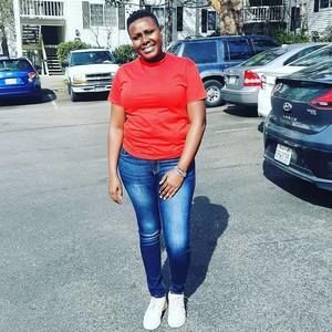 Meet your Posher, Damaris